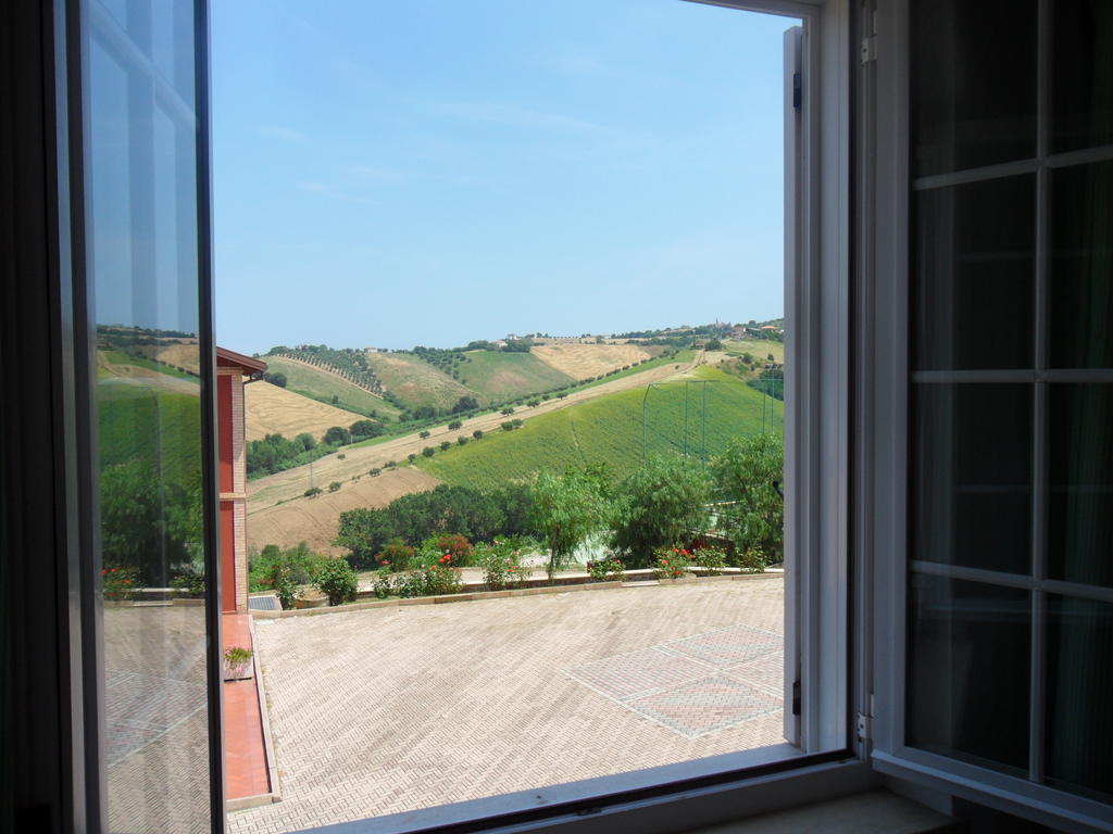 Fattoria Cerreto Hotel Mosciano Sant'Angelo Phòng bức ảnh